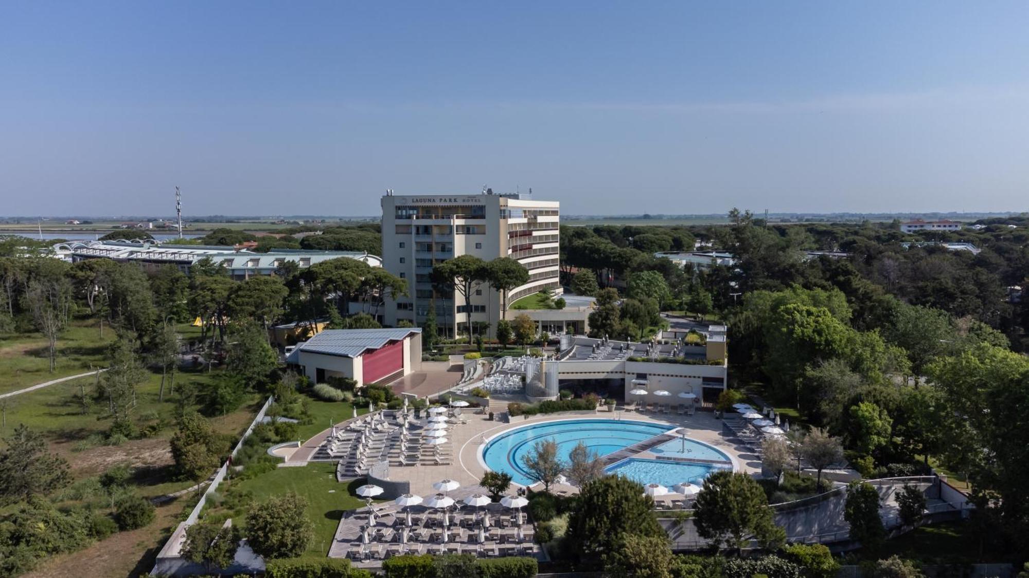 Laguna Park Hotel 4Superior Bibione Exterior photo