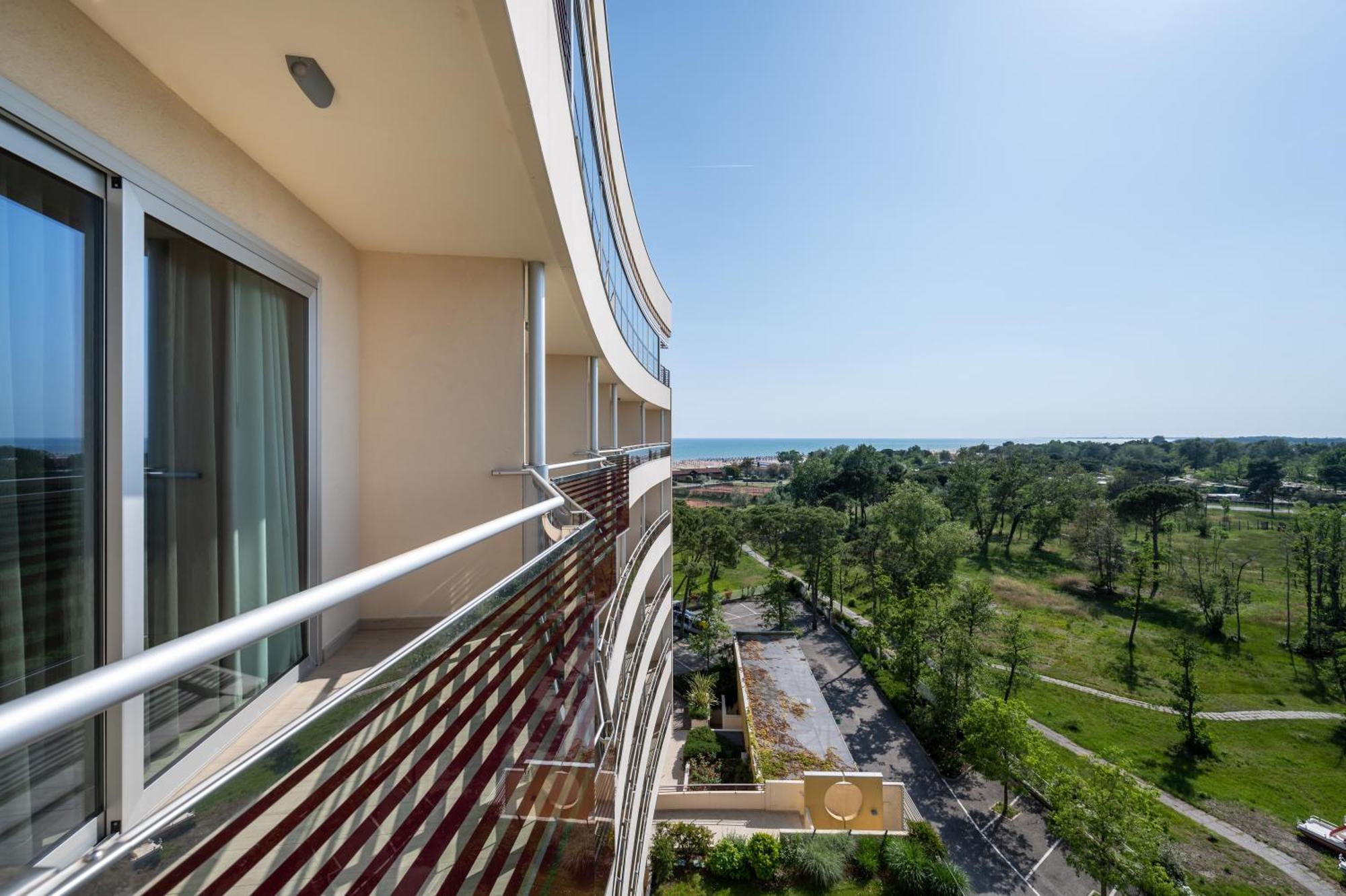 Laguna Park Hotel 4Superior Bibione Exterior photo